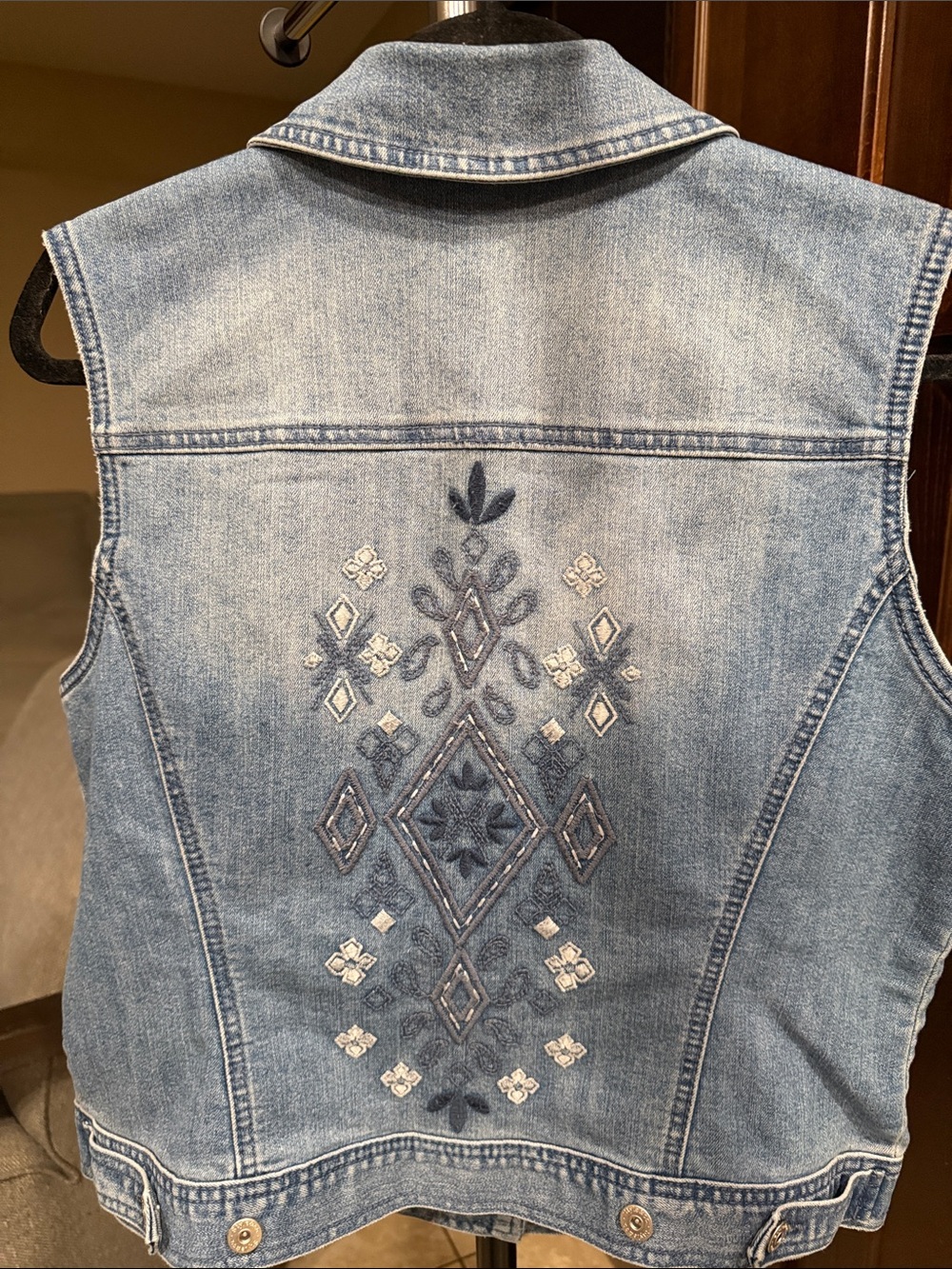 J4 Denim Vest - Subcategory Inference - Picture 3 of 3